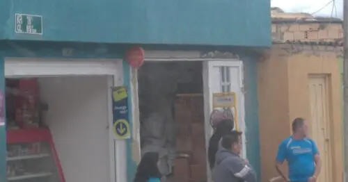 TIENDA DE BARRIO CARRERA 18L CON 69 TIENDA DE BARRIO CARRERA 18L CON 69